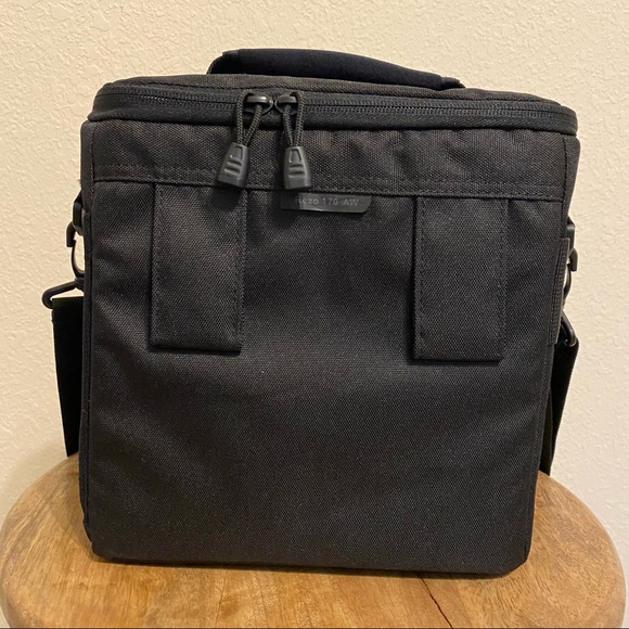 LowePro Camera & Lens Case - Picture 7 of 8